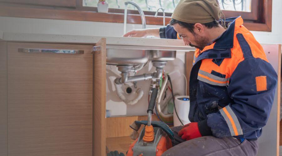 Local tankless water heater installation in Leeton, MO